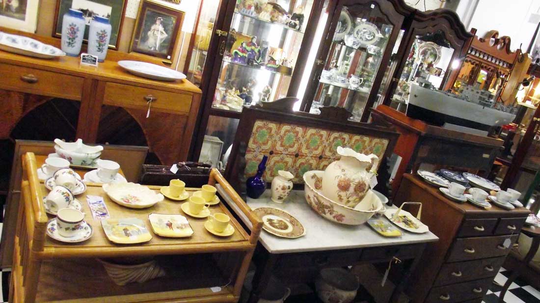 antiques-brisbane-bayside